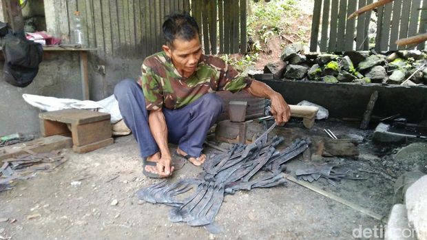 Kampung Dokdak Ciamis