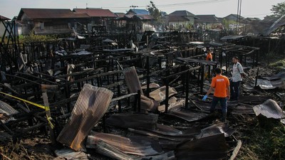 Kebakaran Hanguskan Rumah-Kosan di Palangka Raya