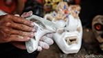 Keren! Limbah Kayu Disulap Jadi Topeng