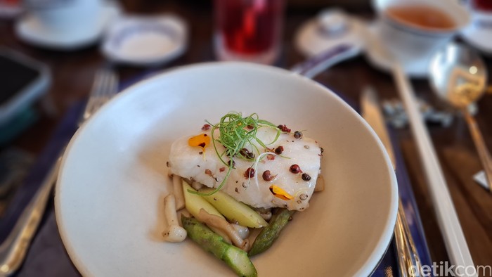Kolaborasi Hidangan China dengan Italia Hasilkan Menu Unik di Restoran Ini