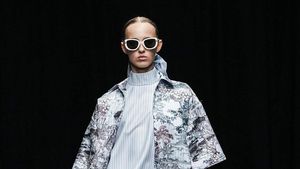 Fotro: 10 Koleksi Benang Jarum di Dubai Fashion Week Spring/Summer 2025