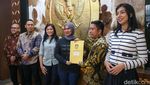 KPU Sahkan Berkas 3 Paslon Pilgub Jakarta