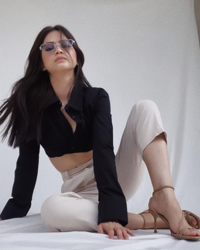 Pada tahun 2022 Maudy membintangi film Qodrat sebagai Asha. Di tahun yang sama dirinya juga meraih Piala Tuti Indra Malaon sebagai Aktris Pendatang Baru Terpilih pada Piala Maya 2022. Foto: Instagram/@maudyeffrosina