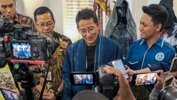 Menparekraf Sandiaga Salahuddin Uno usai acara Festival Kota Lama Semarang, di Gedung Oudetrap, Semarang, Kamis (12/9/2024).