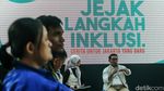 Momen Ridwan Kamil Dengarkan Curhat Penyandang Disabilitas