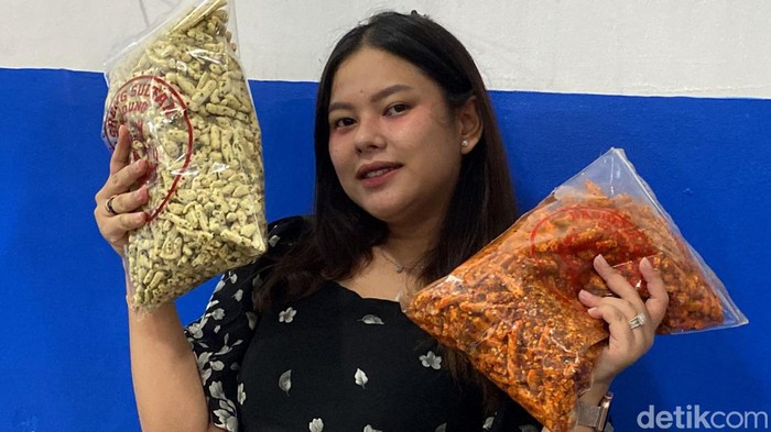 Pelaku UMKM basreng di Bandung.