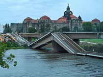 Kondisi Terkini Jembatan Carola di Jerman yang Ambruk ke Sungai