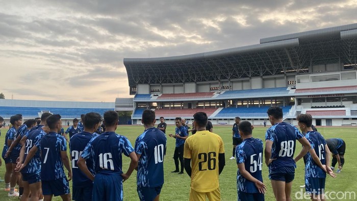 Sesi latiham PSIM Jogja di Stadion Mandala Krida, Kota Jogja, Jumat (13/9/2024).