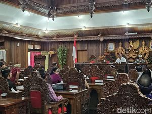 Paripurna Penetapan Pimpinan DPRD Klungkung, Golkar Belum Setor Nama