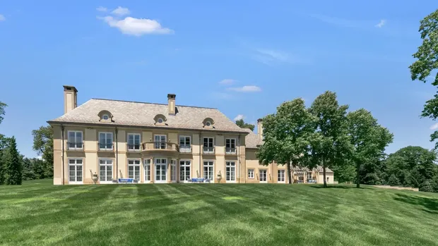 Rumah Bon Jovi di Middletown, New Jersey.