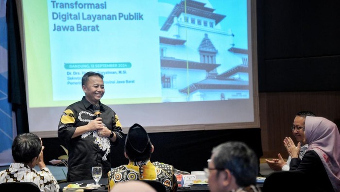 Sekda Jabar Herman Suryatman