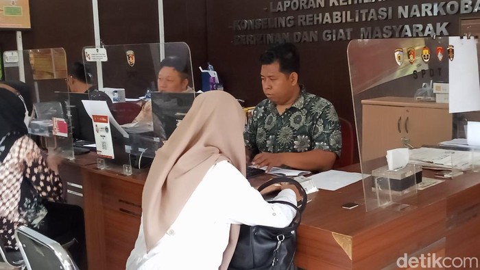 Vania Audina (19), mahasiswi di Palembang lapor polisi usai menjadi korban curanmor.
