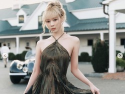 7 Gaya Winter aespa, Cantik Elegan Bak Peri di Fashion Show Ralph Lauren