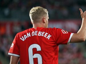Van de Beek Tak Menyesal Gagal di MU