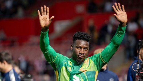 SOUTHAMPTON, ENGLAND - SEPTEMBER 14: Andre Onana of Manchester United acknowledges fans following the Premier League match between Southampton FC and Manchester United FC at St Marys Stadium on September 14, 2024 in Southampton, England. (Photo by Ash Donelon/Manchester United via Getty Images)