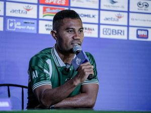 Liga 1: Ardi Idrus Berharap Tuah Stadion Kapten I Wayan Dipta