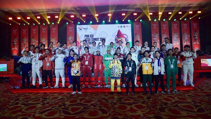 Esports resmi menjadi cabang olahraga (cabor) yang dipertandingkan di Pekan Olahraga Nasional (PON) XXI. Ini pertama kalinya, karena sebelumnya esports hanya sebagai cabor eksibisi di PON XX.