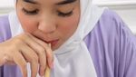 Fitri Tropica Suka Kulineran, Pernah Cicip Kopi Daun Bawang!