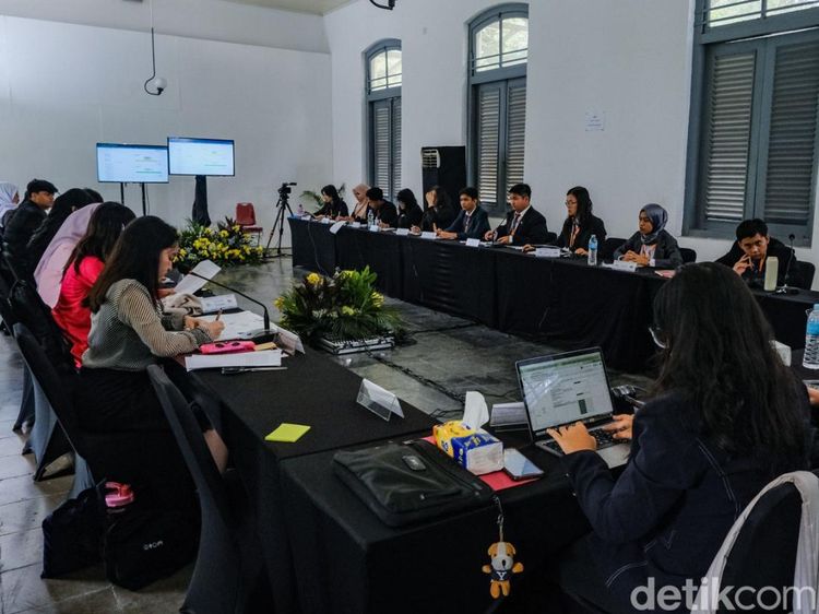 Kala Siswa Adu Gagasan dan Berperan Layaknya Sidang PBB
