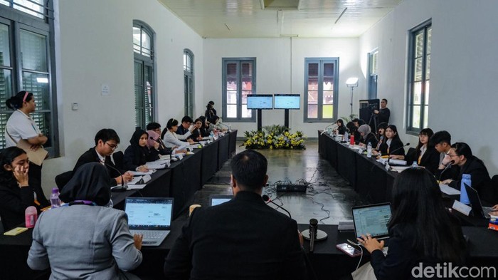 Museum Kebangkitan Nasional telah usai gelar lomba debat nasional berkonsep Model United Nation. Siswa melakukan adu gagasan dan berperan layaknya sidang PBB.