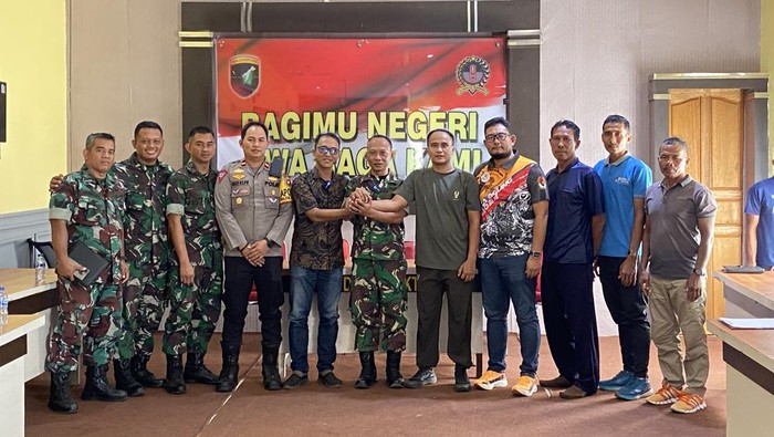 Kedua tim Gama FC dan Kodim FC yang terlibat selisih dipertemukan dalam mediasi. Dokumen Istimewa