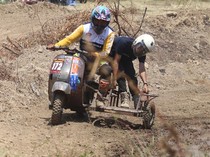 Keseruan Kompetisi Scooter Fun Cross di Kediri