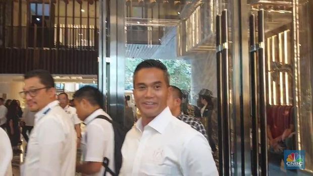 Ketua Dewan Pertimbangan Kadin Indonesia Anindya N. Bakrie hadir dalam Munaslub Kadin. (CNBC Indonesia/Arrijal Rachman)