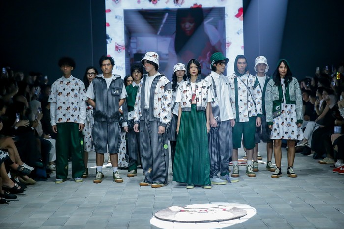 Koleksi Adrie Basuki di Plaza Indonesia Fashion Week