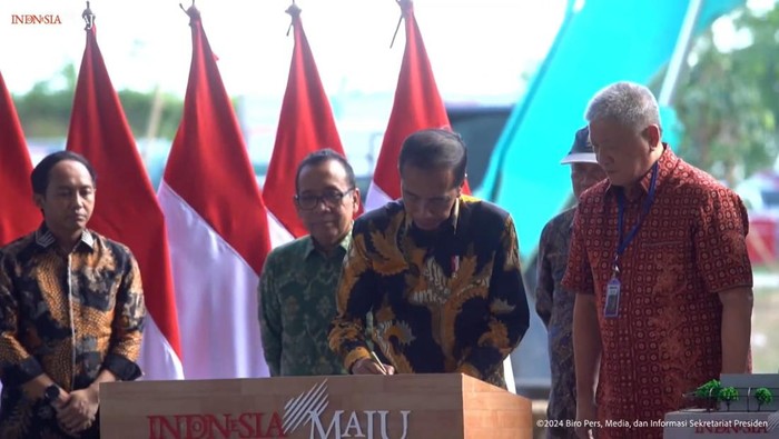 Momen Jokowi resmikan Swissotel Nusantara & salaman dengan Aguan