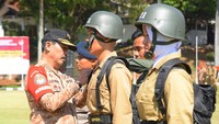 Rektor IPDN kembali mengingatkan kepada capra untuk bersungguh-sungguh dalam menempuh pendidikan di IPDN, mereka harus disiplin dan taat kepada peraturan yang ada, tangguh dan pantang menyerah.