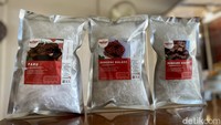 Saking lezatnya, dendeng di sini kerap dipesan dalam jumlah berkilo-kilo gram untuk acara tertentu. Bahkan bisa sampai 10 kilogram. Foto: detikcom/Riska Fitria