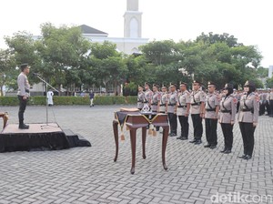 Kapolresta Sidoarjo Pimpin Sertijab 5 Kapolsek yang Dirotasi