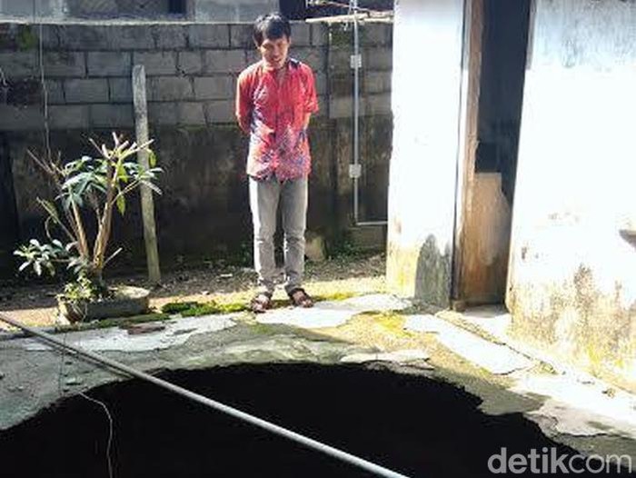Sumur yang ambles di Kediri bersusulan hingga berjumlah 60 lebih.