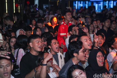 Swifties Semangat Banget Karaokean di d'Eras Vaganza!