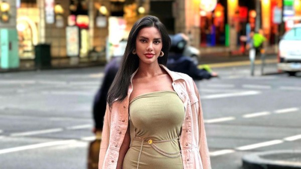 Potret Vina Anggi Sitorus Rela Kubur Mimpi Jadi Miss Universe Indonesia 2024