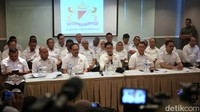 Arsjad Rasjid juga menyebut bakal menempuh jalur hukum terhadap pihak-pihak yang terlibat dalam Munaslub.