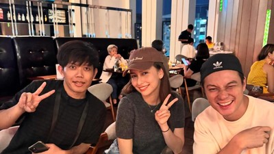 Baim Wong Cicip Nasi Padang hingga Makan Bareng Anna Jobling