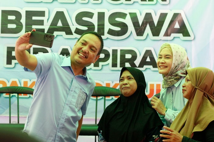 Bakal Calon Wali Kota Semarang, Alamsyah Satyanegara Sukawijaya atau Yoyok Sukawi