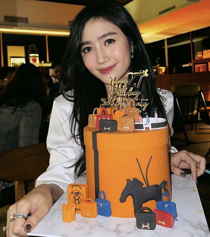 Jago Akting, Febby Rastanty Juga Doyan Ngopi dan Kulineran di Luar Negeri Jago Akting, Febby Rastanty Juga Doyan Ngopi dan Kulineran di Luar Negeri