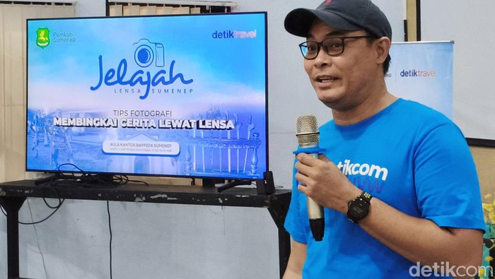 Jelajahi Keraton Sumenep Bersama Jelajah Lensa detikcom Sebanyak 50 orang mengikuti Jelajah Lensa yang kedua di Kabupaten Sumenep, Jawa Timur.