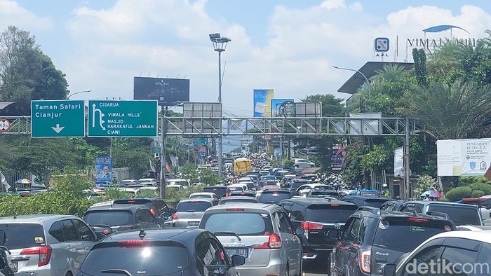 Kemacetan arah Puncak (M Sholihin/detikcom)
