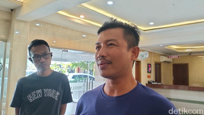 Manajer tim sepakbola PON Sulteng, Susik. (Foto: Agus Setyadi/detikSumut).