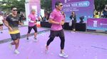 Meriahnya Ribuan Pelari Ikut Fun Run di GBK