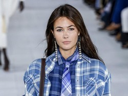 Foto: Gigi Hadid Minggir Dulu, Generasi Baru Nepo Baby Ini Eksis Jadi Model