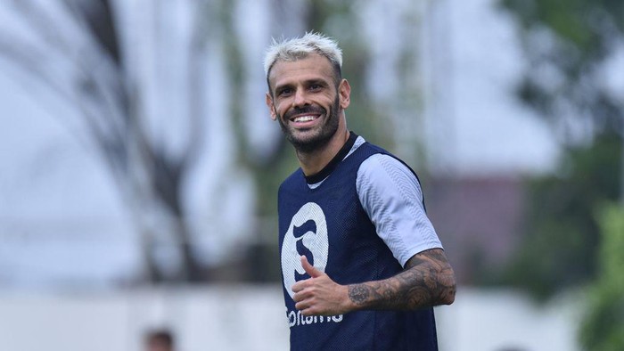 Tyronne del Pino.