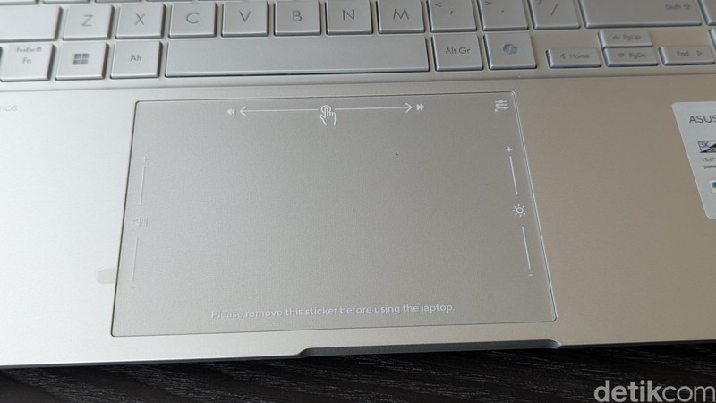 Unboxing Asus Vivobook S 15 OLED