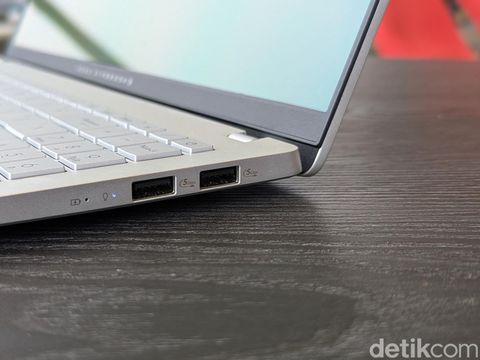 Unboxing Asus Vivobook S 15 OLED