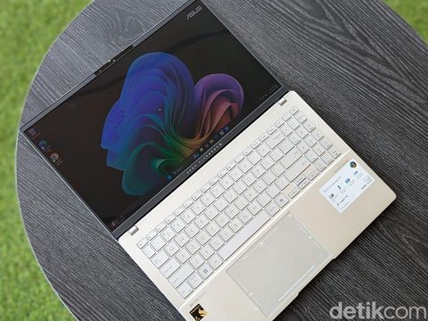 Unboxing Asus Vivobook S 15 OLED