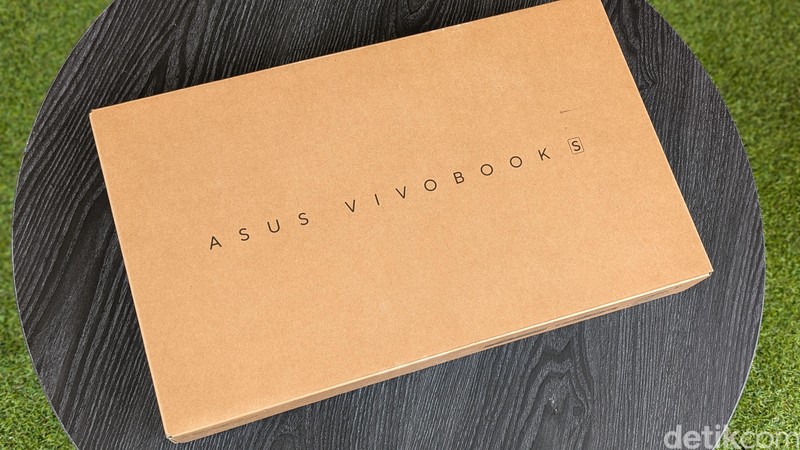 Unboxing Asus Vivobook S 15 OLED