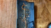 Pesan menu dessert seharga Rp 300.000, pengunjung ini bingung dengan menu yang diberikan restoran. Foto: pool/site